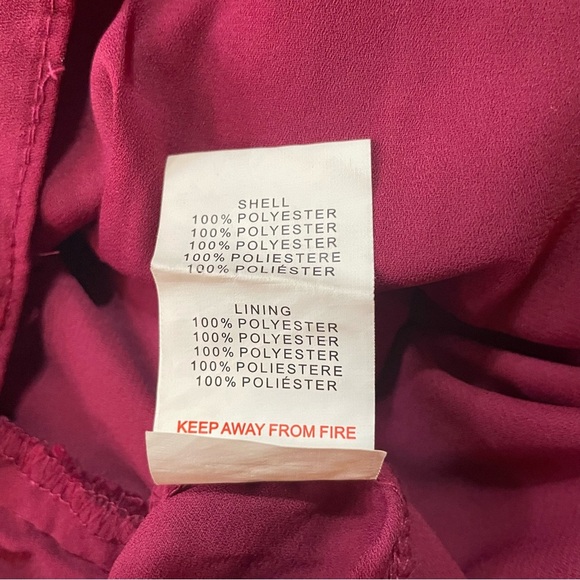 Red‎ Long Sleeve Mock Neck Sheath Dress - Picture 9 of 9